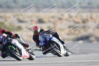media/Dec-06-2025-CVMA (Sat) [[4a896cc04c]]/Race 12-Supersport Middleweight/